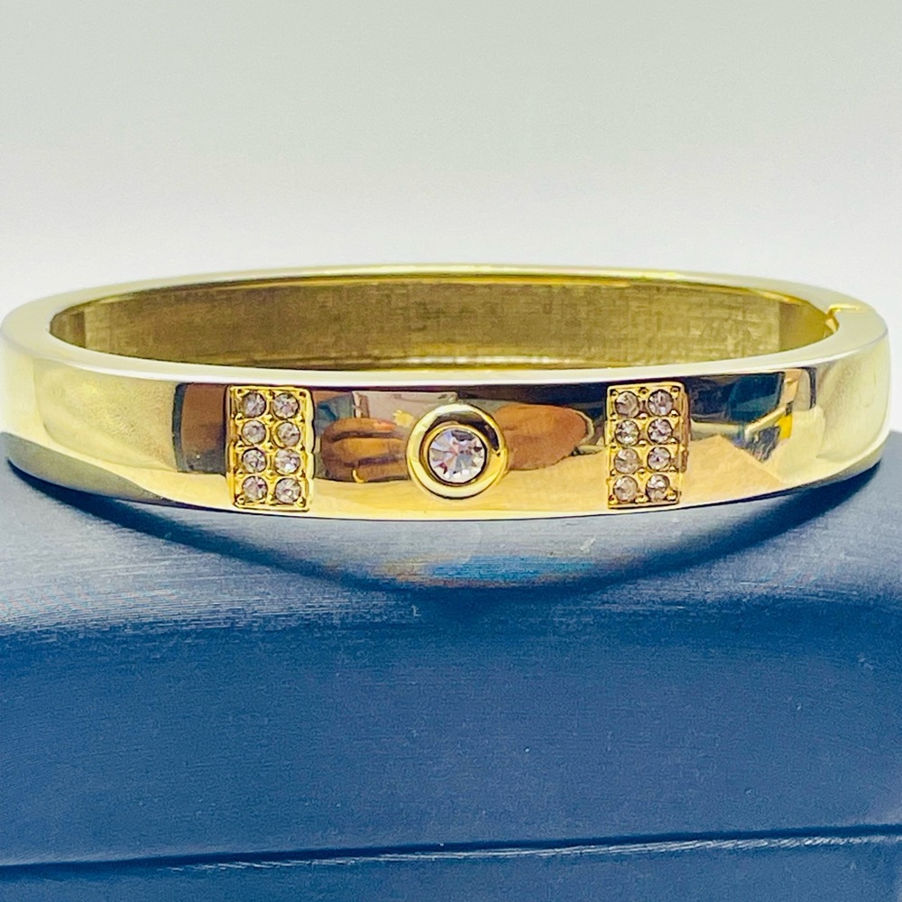 Gold-Tone Crystal Accent Hinged Bangle Bracelet. Size 8